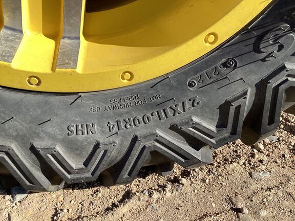 2013 John Deere 825I ATV