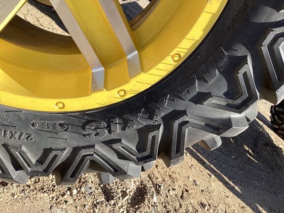 2013 John Deere 825I ATV