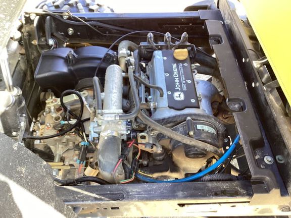 2013 John Deere 825I ATV