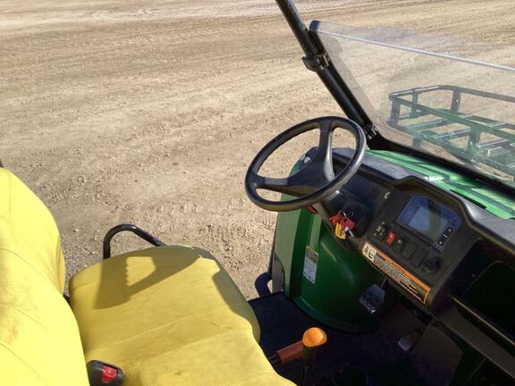 2013 John Deere 825I ATV