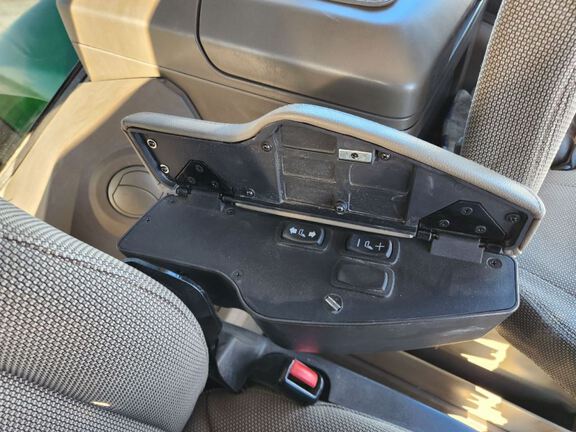 2024 John Deere 8R 340 Tractor