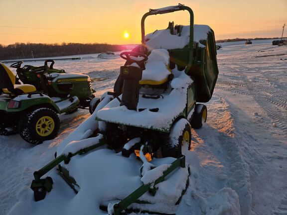 2005 John Deere 1445 Mower/Front Deck