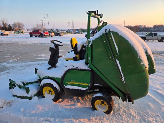 2005 John Deere 1445 Mower/Front Deck