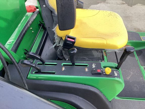 2005 John Deere 1445 Mower/Front Deck
