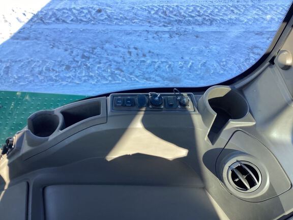 2023 John Deere 9RX 590 Tractor Rubber Track