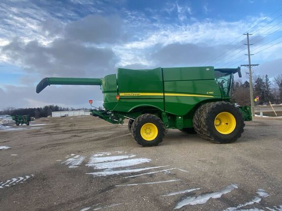 2021 John Deere S780 Combine