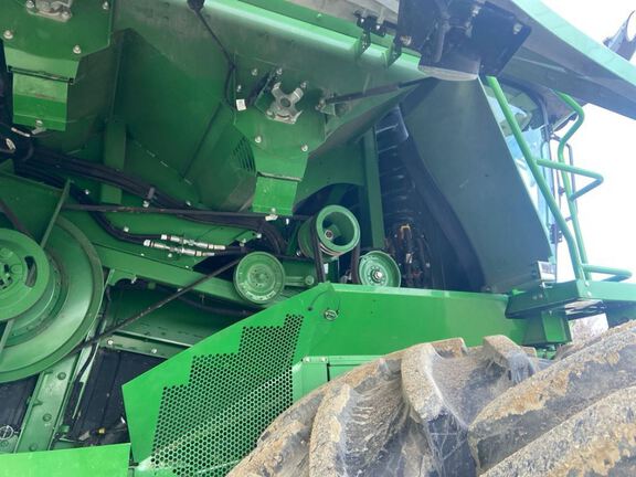 2021 John Deere S780 Combine