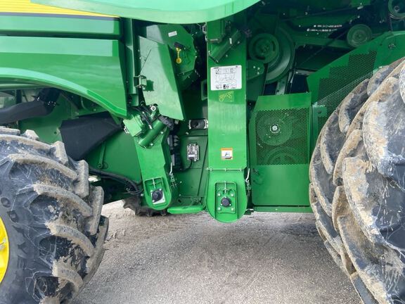 2021 John Deere S780 Combine