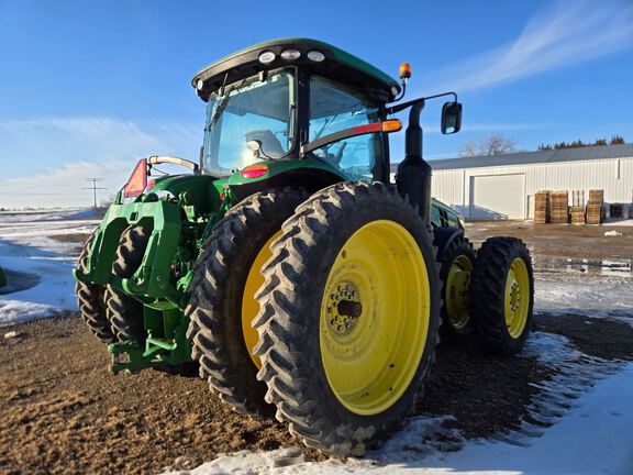 2016 John Deere 8370R Tractor