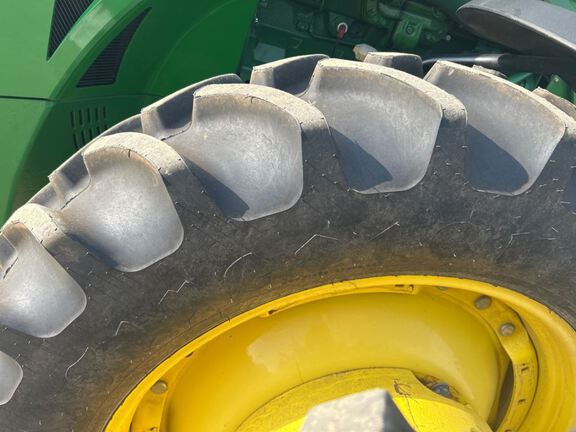 2016 John Deere 8370R Tractor