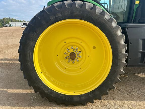 2016 John Deere 8370R Tractor