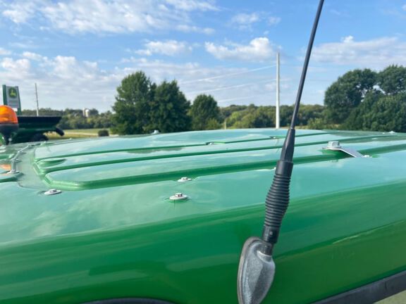 2016 John Deere 8370R Tractor