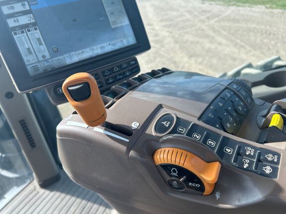 2016 John Deere 8370R Tractor