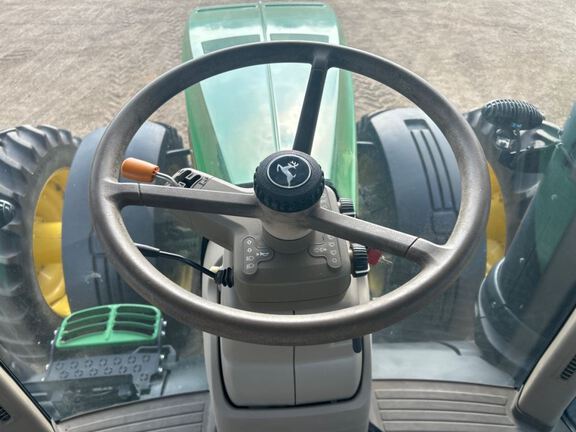 2016 John Deere 8370R Tractor