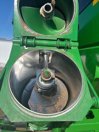 2020 Brent 1596 Grain Cart