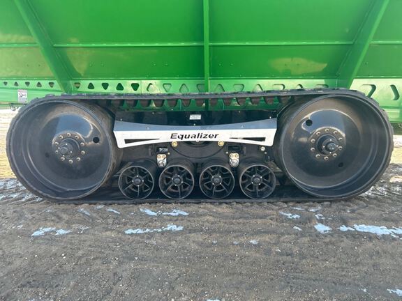 2020 Brent 1596 Grain Cart