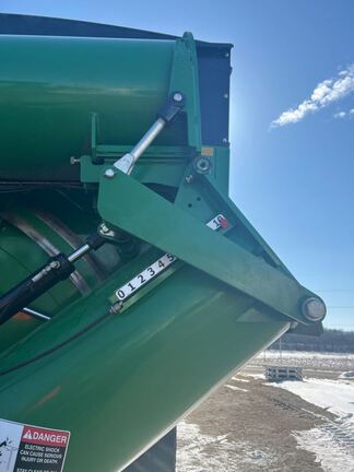 2020 Brent 1596 Grain Cart