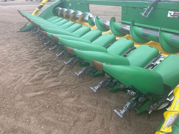 2013 John Deere 612C Header Corn Head
