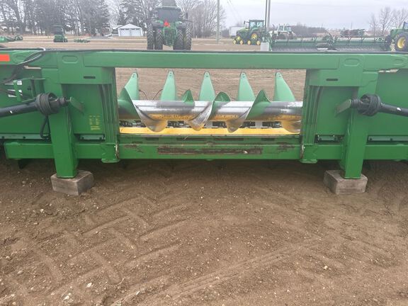 2013 John Deere 612C Header Corn Head