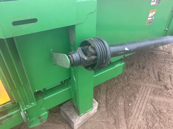 2013 John Deere 612C Header Corn Head