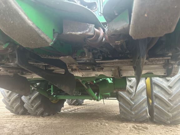 2013 John Deere 612C Header Corn Head