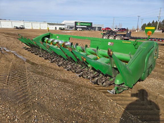 2010 John Deere 612C Header Corn Head