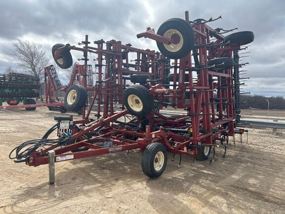 2012 Salford 700 Field Cultivator