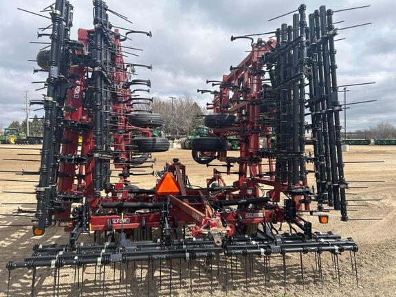 2012 Salford 700 Field Cultivator