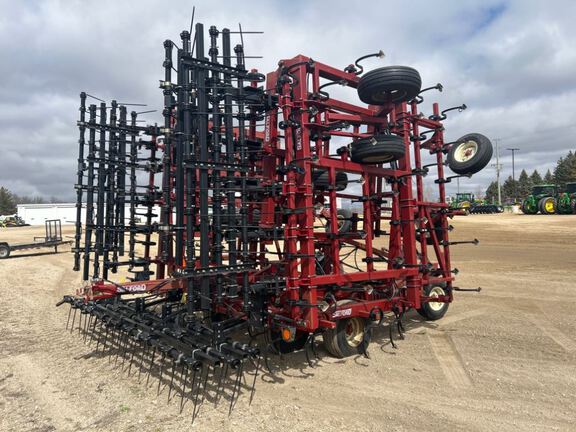 2012 Salford 700 Field Cultivator
