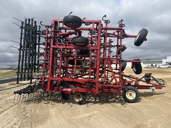 2012 Salford 700 Field Cultivator