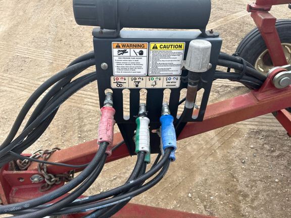 2012 Salford 700 Field Cultivator