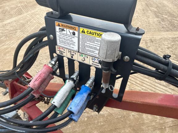 2012 Salford 700 Field Cultivator