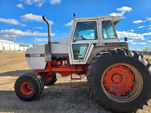 1983 Case 2390 Tractor