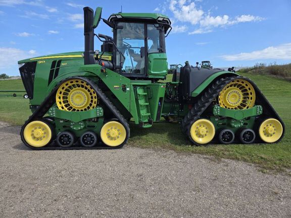 2023 John Deere 9RX 590 Tractor Rubber Track