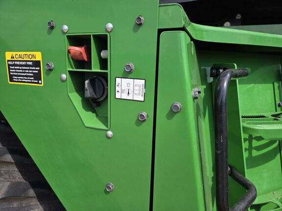 2023 John Deere 9RX 590 Tractor Rubber Track