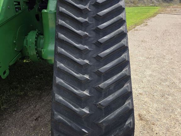 2023 John Deere 9RX 590 Tractor Rubber Track