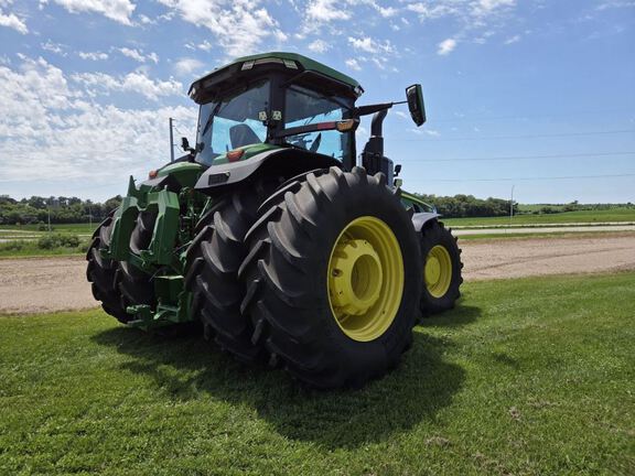 2024 John Deere 8R 370 Tractor
