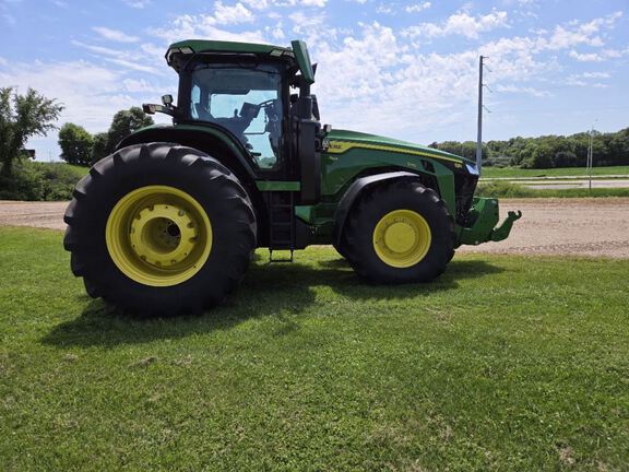 2024 John Deere 8R 370 Tractor