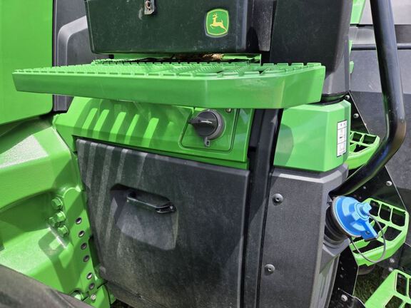 2024 John Deere 8R 370 Tractor