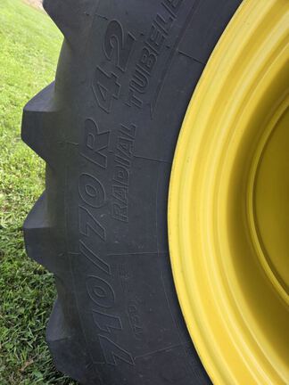 2024 John Deere 8R 370 Tractor