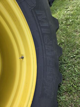 2024 John Deere 8R 370 Tractor
