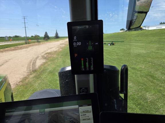 2024 John Deere 8R 370 Tractor