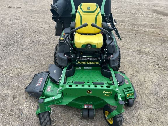 2023 John Deere Z930R Mower/Zero Turn