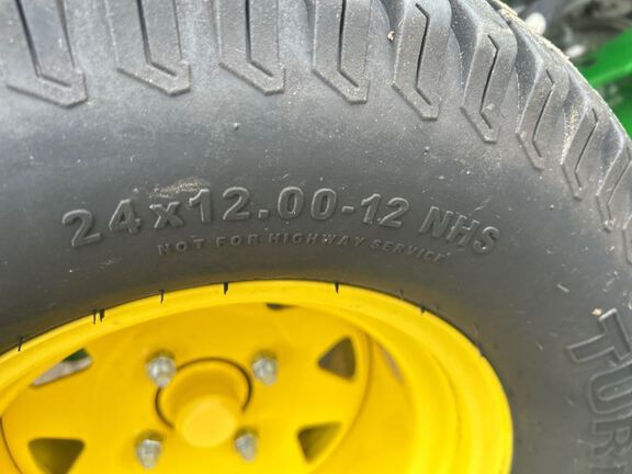 2023 John Deere Z930R Mower/Zero Turn