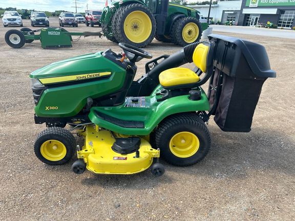 2017 John Deere X380 Garden Tractor
