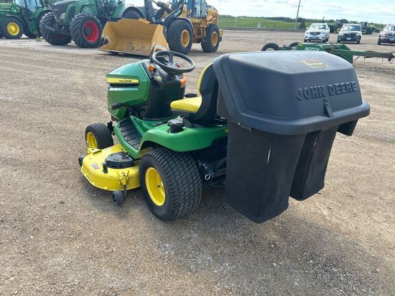 2017 John Deere X380 Garden Tractor