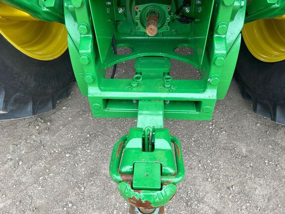 2025 John Deere 8R 250 Tractor