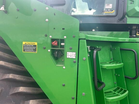 2025 John Deere 9RX 590 Tractor Rubber Track