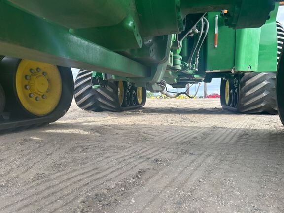 2025 John Deere 9RX 590 Tractor Rubber Track