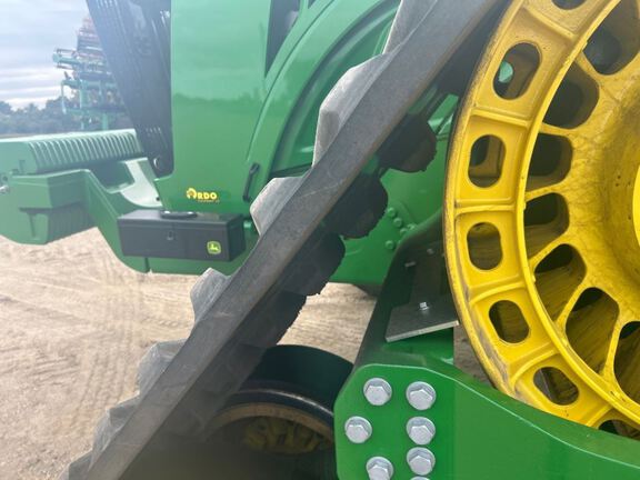 2025 John Deere 9RX 590 Tractor Rubber Track